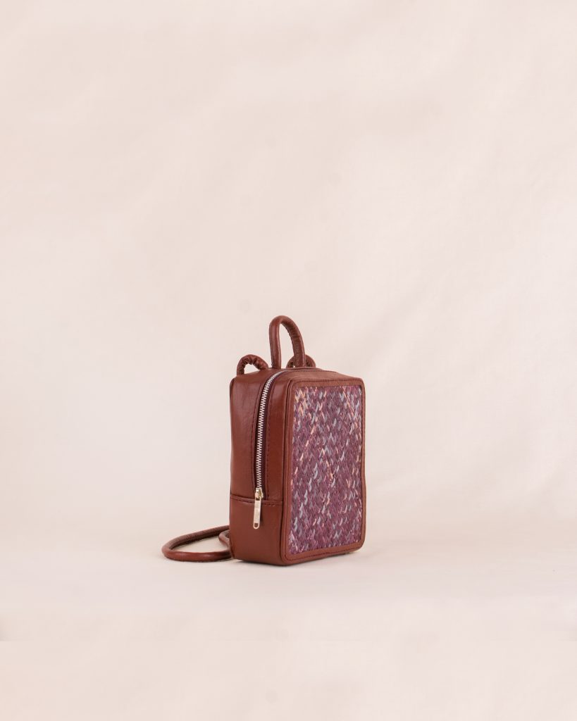 Daisy Shoulder Bag Burgundy Wildindo