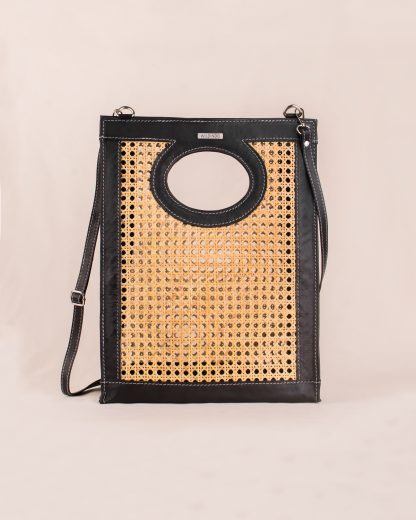 Madu Tote black front