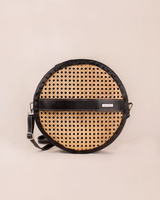 Nomi Shoulder Bag black front