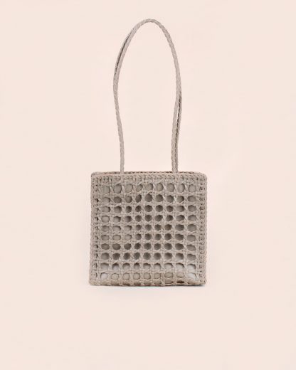 Wildindo Jessie leather tote handwoven bag dry sage front