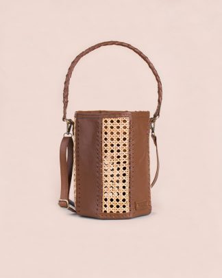 Wildindo Laura leather rattan bucket bag brown Front