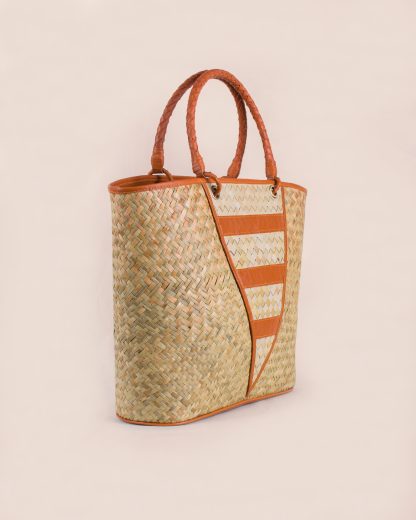 Wildindo salma tote leather grass beac bag terracotta angle