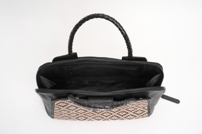 Rhonda handbag handwoven belts of leather insideWildindo Rhonda handbag handwoven belts of leather front